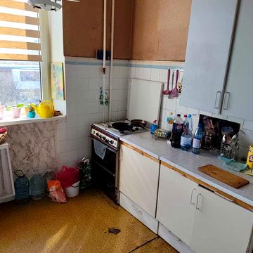 Єреванська вул., 3