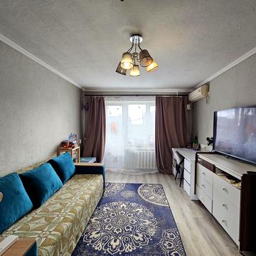 Космонавтів вул., 20