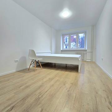 Зелена вул., 77