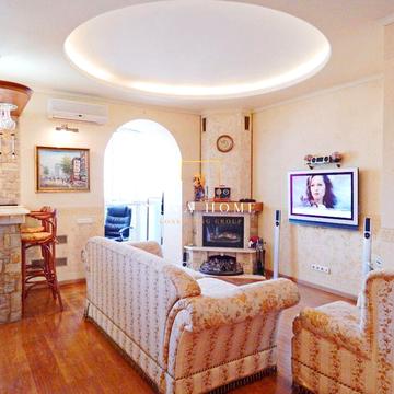 Мечникова вул. (Кловський), 16