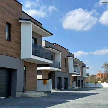 Романа Шухевича вул.