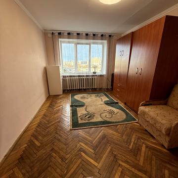 Симона Петлюри вул. (), 2а