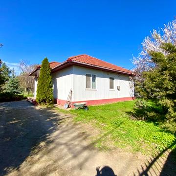 Вітряний провулок, 7