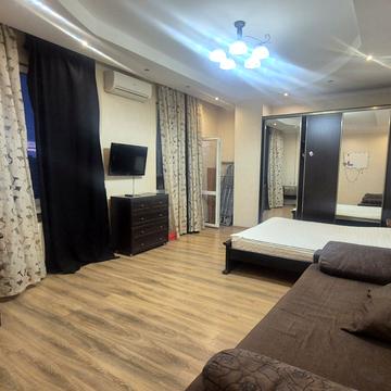 Пішонівська вул., 24/2