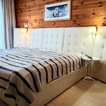 Прорізна вул.