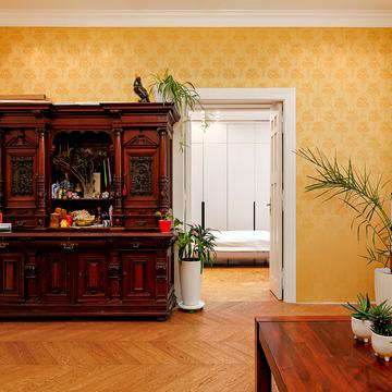 Героїв Майдану вул. (Гвардійська), 8