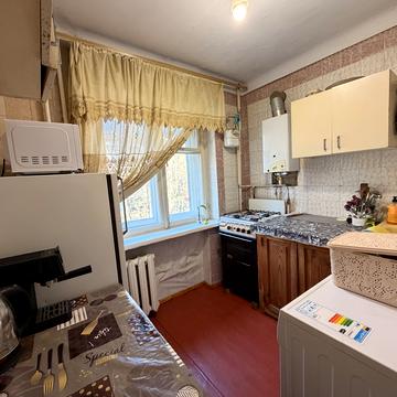 Зарічанська вул., 6