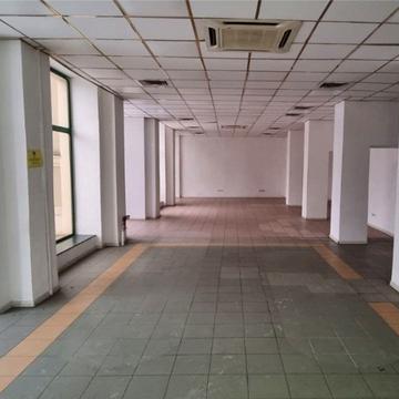 Університетська вул., 9