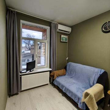 Павла Кравцова вул., 2