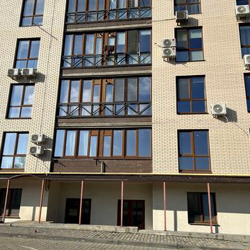 Паркова вул., 30