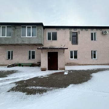 Захисників України вул. (1-го Травня), 1