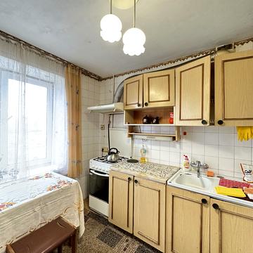 Науки просп., 4