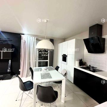 Гвардійців-Широнінців вул., 30