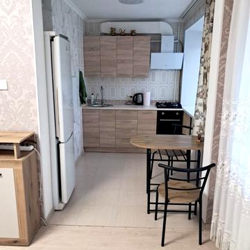 Героїв Крут вул. (Валентини Терешкової), 41