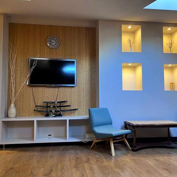 Паркова вул., 2