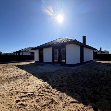 Центральна