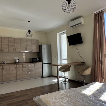 Сімї Кульженків вул. (Петра Дегтяренка), 37