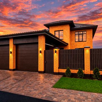 Джерельна вул., 45