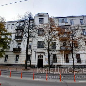 Петра Болбочана вул. (Командарма Каменєва), 4