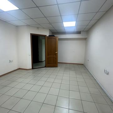 Келецька вул., 126а