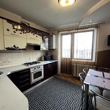 Чернівецька вул., 53