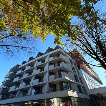 Зелена вул., 111-Е