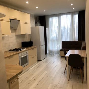 Львівська вул., 15б