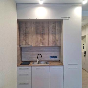 Набережна Перемоги вул., 7