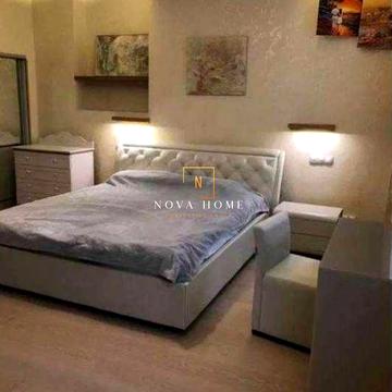 Миколи Міхновського бульв. (Дружби народів), 14-16