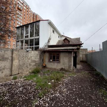 1-ша лінія вул., 27