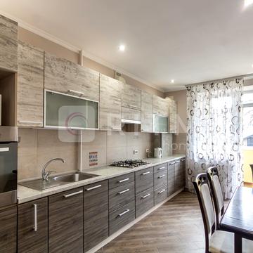 Гетьмана Мазепи вул., 35б