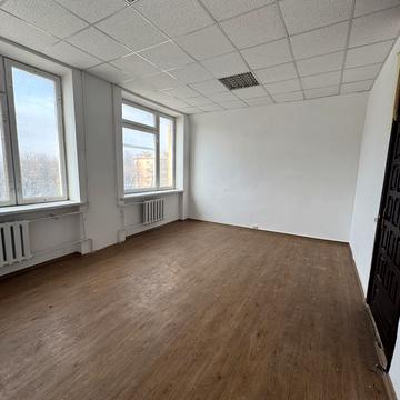 Вернигори вул., 4