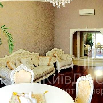 Спаська вул., 5