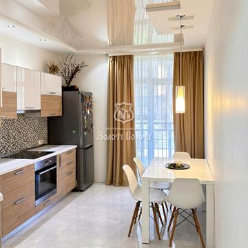 Анатолія Петрицького вул., 15