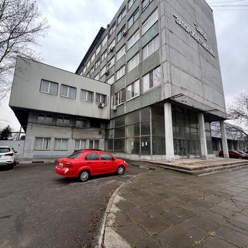 Професора Анатолія Бойка вул., 3