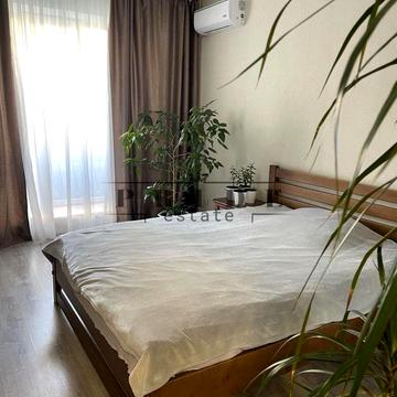 Радистів вул., 34-М