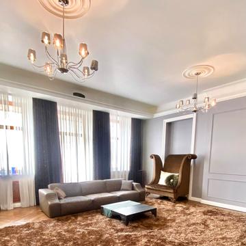 Григорія Сковороди вул. (Пушкінська), 30