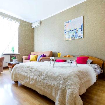 Тараса Шевченка бульв., 6