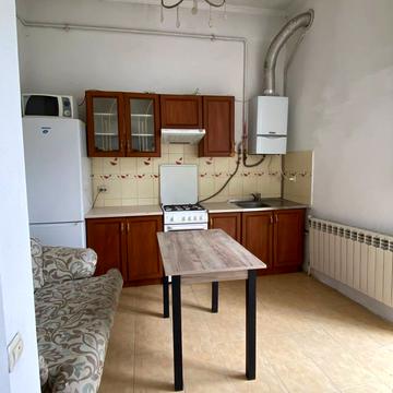 Миколи Лисенка вул., 4