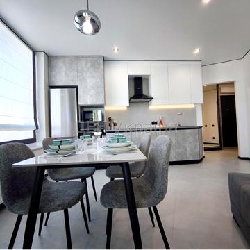 Причальна вул., 12