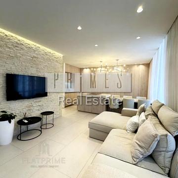 Джона Маккейна вул. (Івана Кудрі), 7