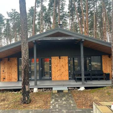 Центральна вул.