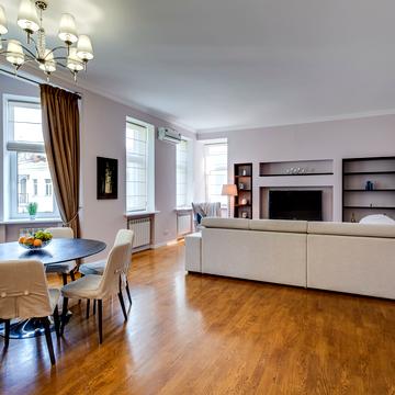 Липська вул., 12/5