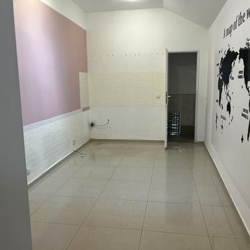 Корятовича пл., 4