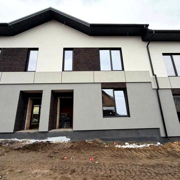 Громадянська вул., 57