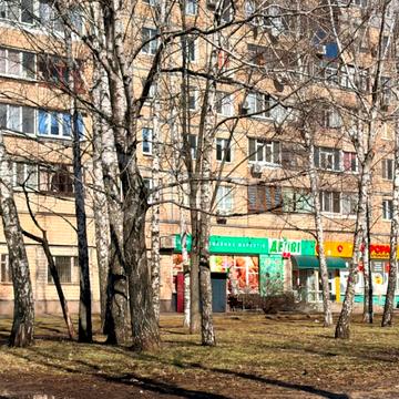 Миколи Світальського вул., 15