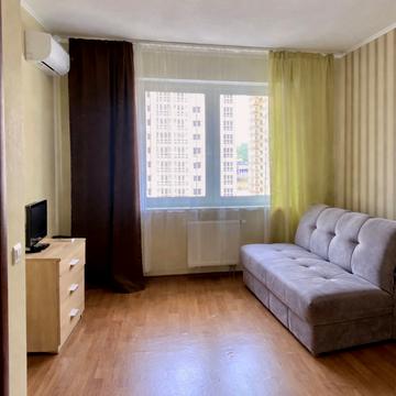 Бориса Гмирі вул., 16А