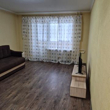 Харківська вул., 12