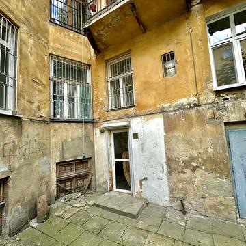 Личаківська вул. (), 65