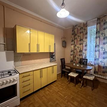 Василя Стуса вул. (Островського), 23